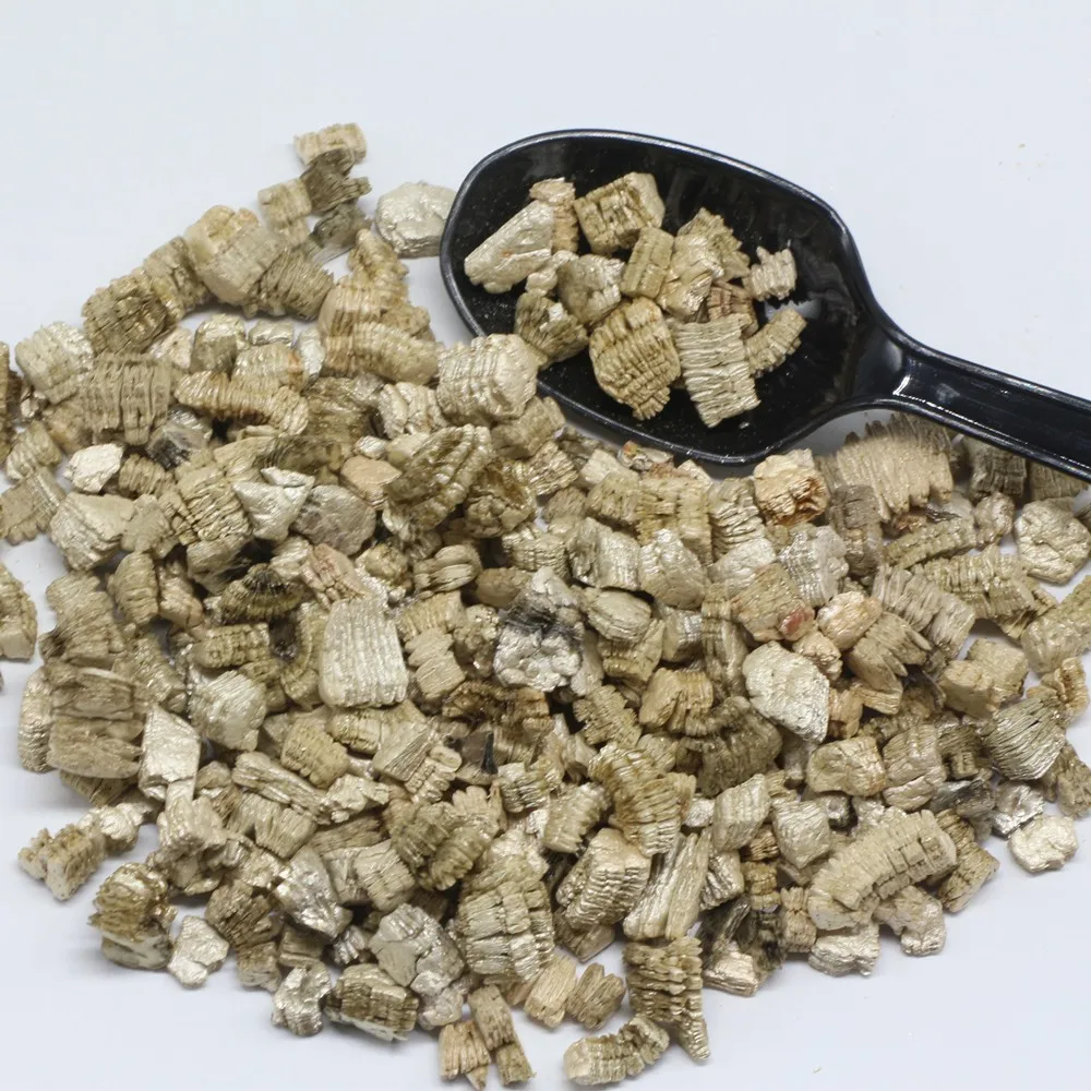 新疆银未展开的大宗原材料银白色蛭石蛭石