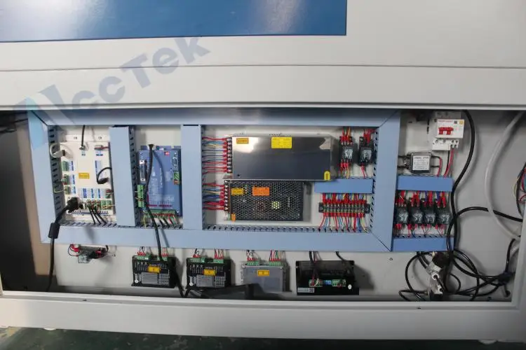 laser cutting machine