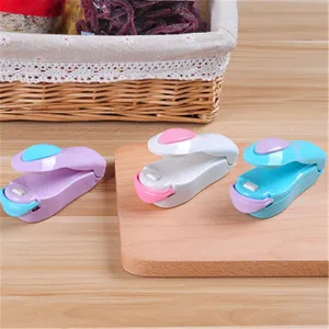 Image of Portable Bag Clips Handheld Mini Electric Heat Sealing Machine Impulse Sealer Seal Packing Plastic Bag work with battery