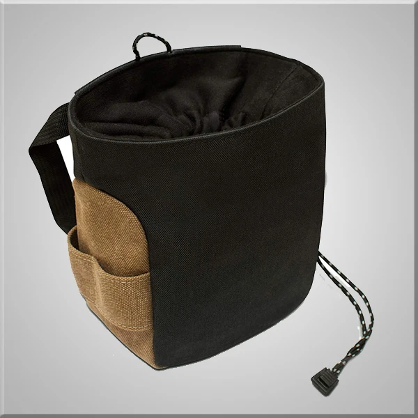 

fashion and waterproof canvas rock climbing chalk bag , best selling custom bouldering chalk bag with brush holder, Customized
