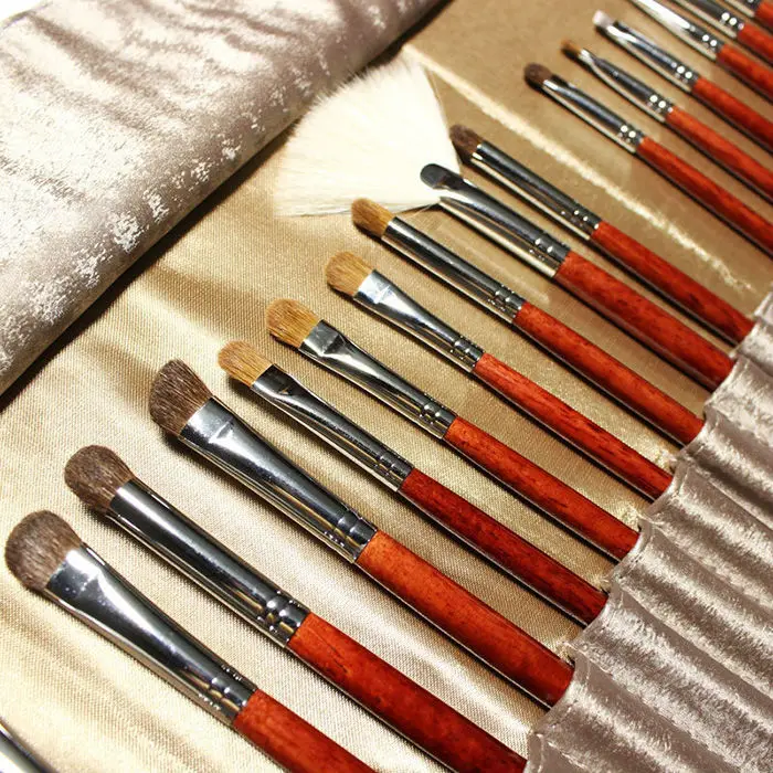 24pcs kolinsky sabe best goat hair makeup brush details