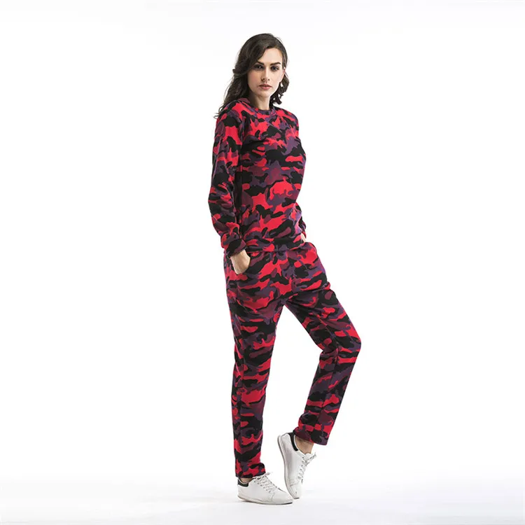 Wholesale Custom Camouflage 2 Piece Winter Thick O-neck Sweater Sports Women Tracksuit