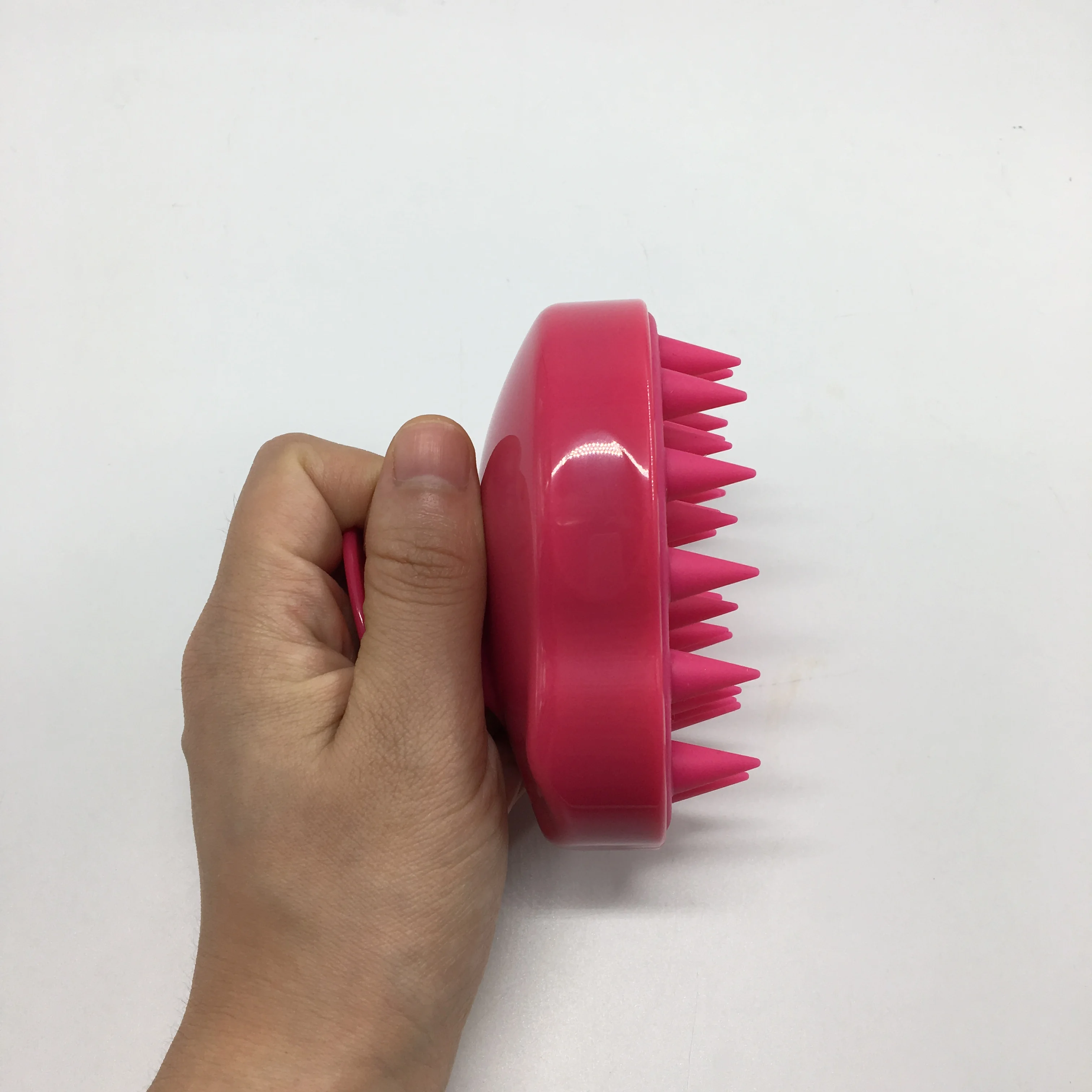 Best Quality Silicone Cat Grooming Brush For Long Haired Cats