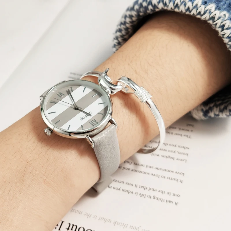 

Wholesale beautiful simple style silver women watch set trendy bracelet wristwatch gift for girls present