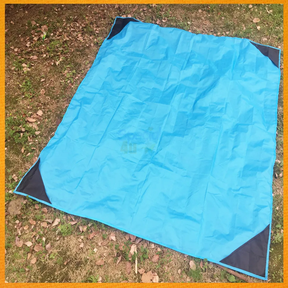 Hot 210t Nylon Sand Proof Beach Blanket Portable Picnic Mat With Logo
