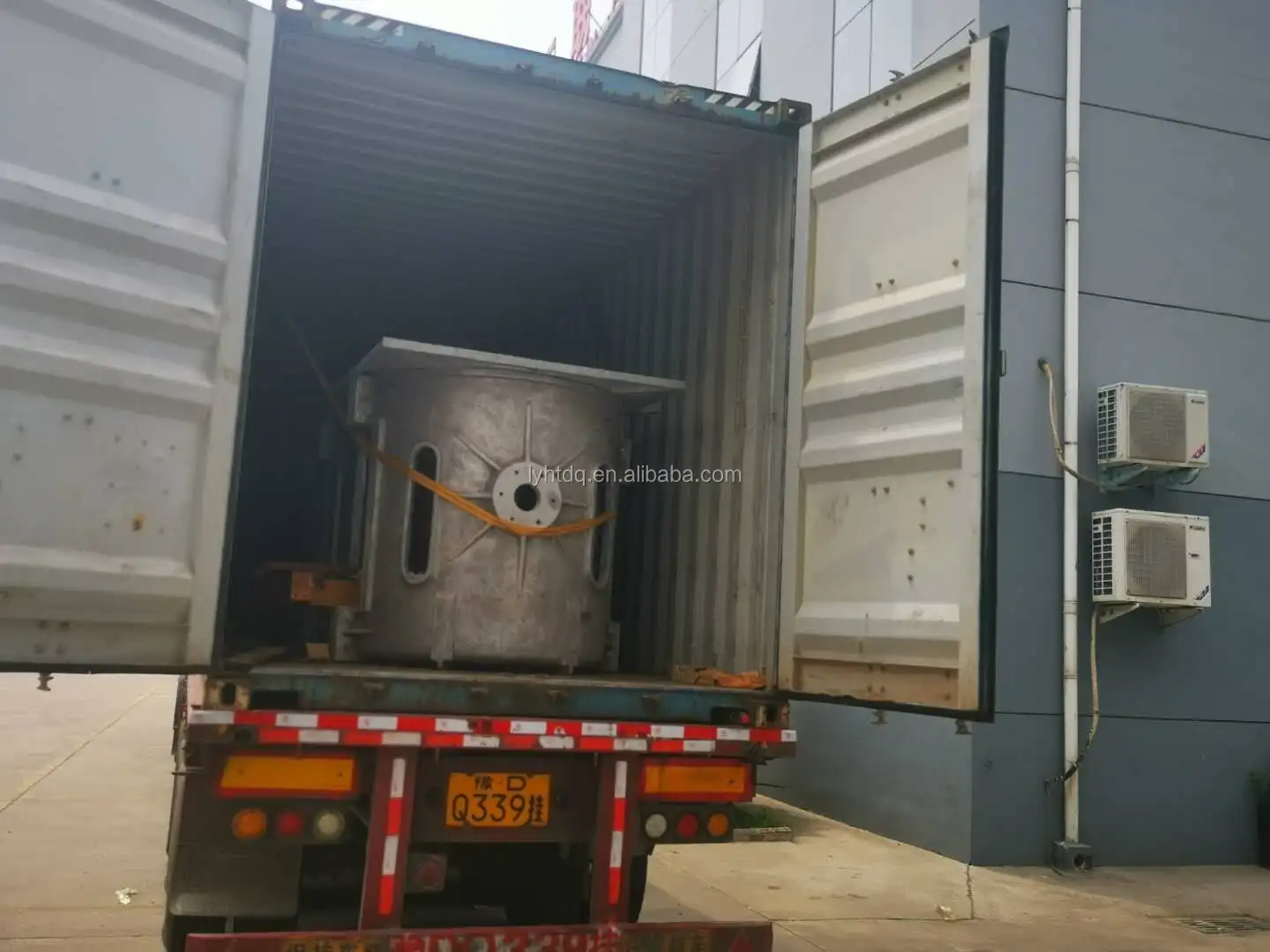 cast iron melting furnace