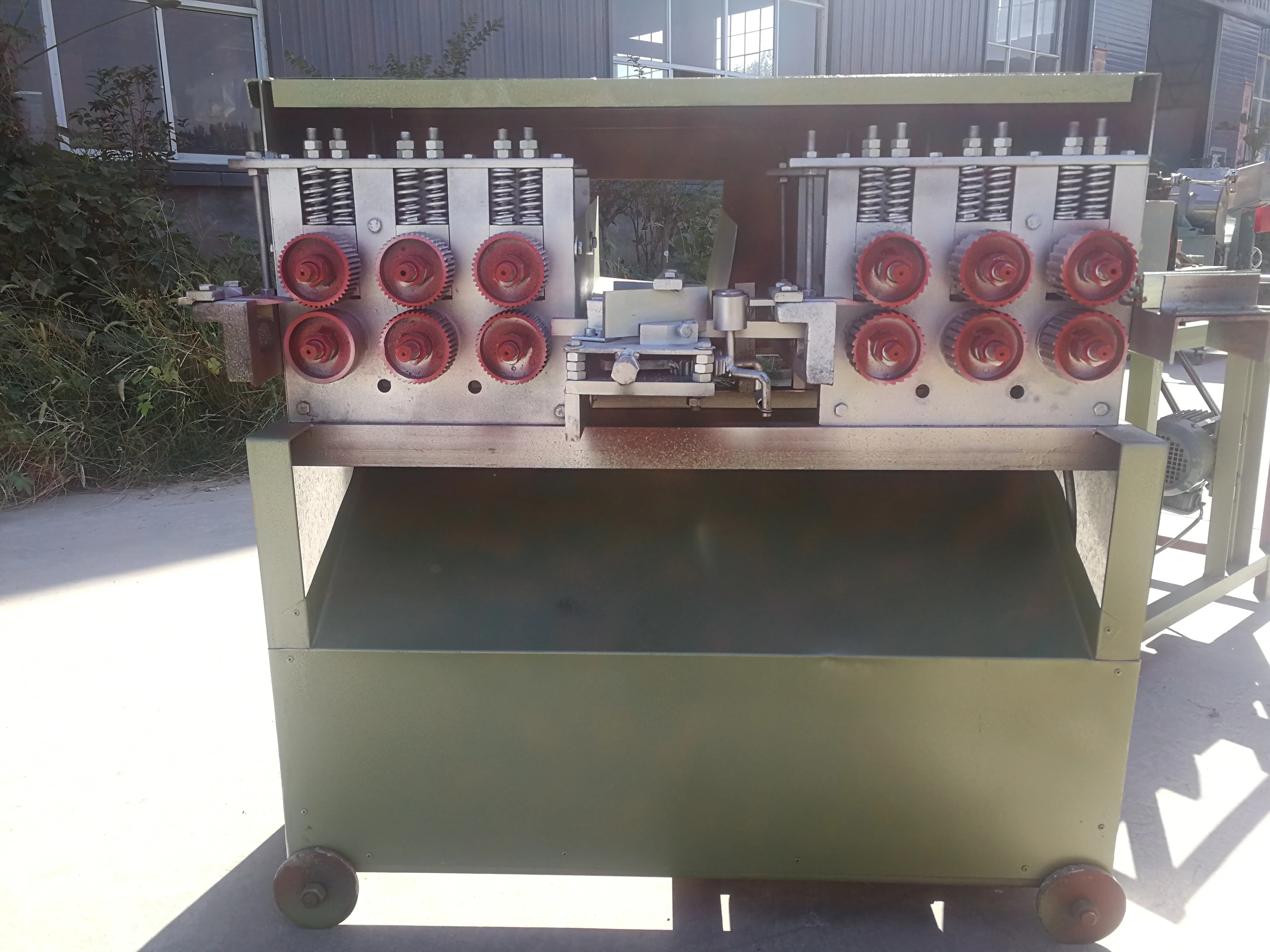 
best quality wood chopstick machine / chopsticks making machine / bamboo chopstick making machine 