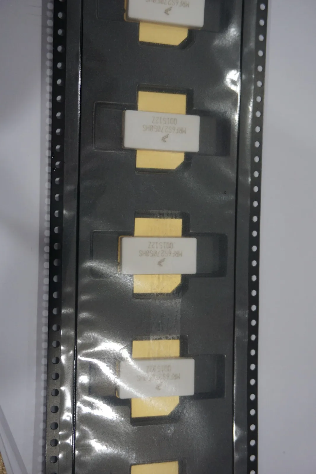 Radio Frequency Metal Oxide Semiconductor Field Effect Rf Mosfet Transistor Hv6 2700mhz Ic Chip Component Mrf6s27050hsr3 Buy Ic Mrf6s27050hsr3 Mrf6s27050hsr3 Mrf6s27050hsr3 Product On Alibaba Com