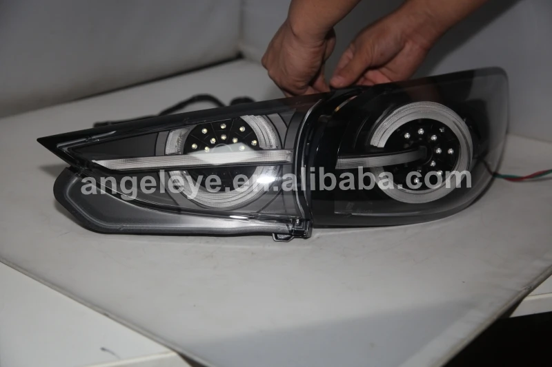 LED rear light For MAZDA 3 Axela Hatchback LED Strip Tail Lamp 2015 Clear cover TW