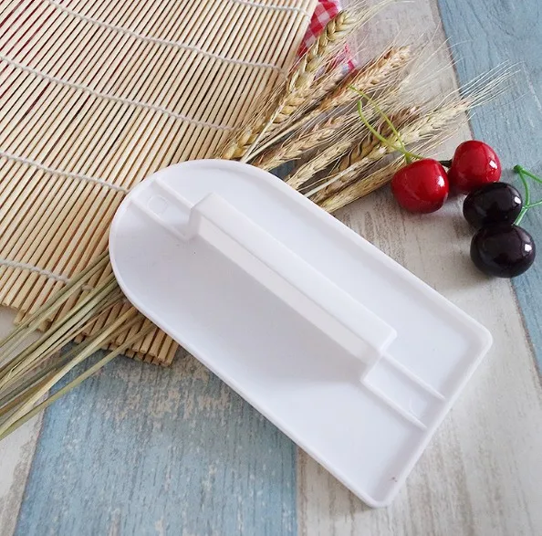 

Wholesale Smoothing Tool Cake Decorate Smoother Polisher, White