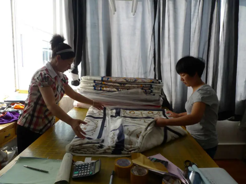 China Silk Shawl Manufacturer (3).jpg