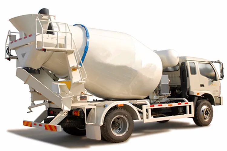 Isuzu v330 Concrete Mixer. Автобетоносмесители. Бетономешалка с загрузочным бункером. Бункер загрузки автобетоносмесителя.