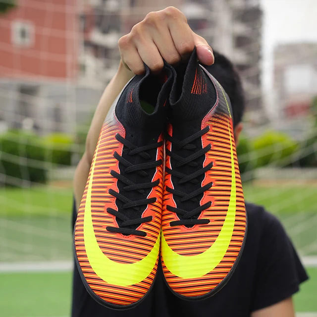 
2018 Adult Football Boots Professional Men Soccer Shoe Best selling Custom Football Shoes In Stock Wholesale Dropshipping 