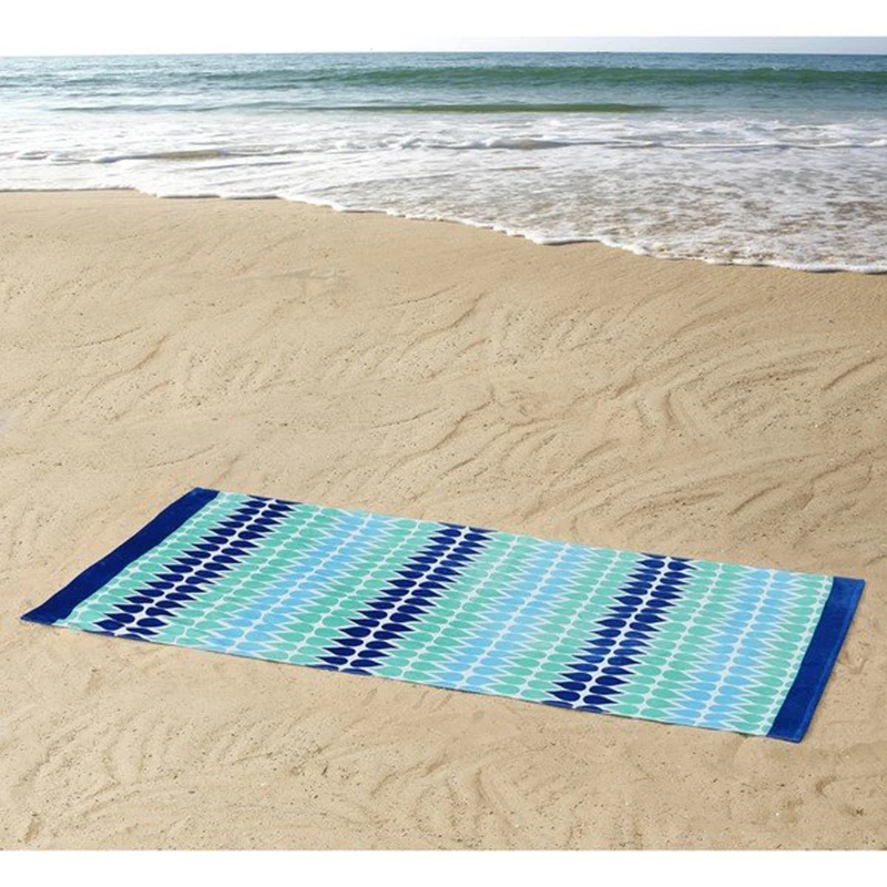 Полотенце на пляже