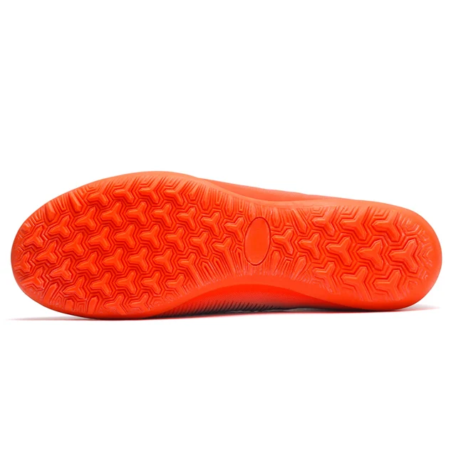 
2018 Adult Football Boots Professional Men Soccer Shoe Best selling Custom Football Shoes In Stock Wholesale Dropshipping 