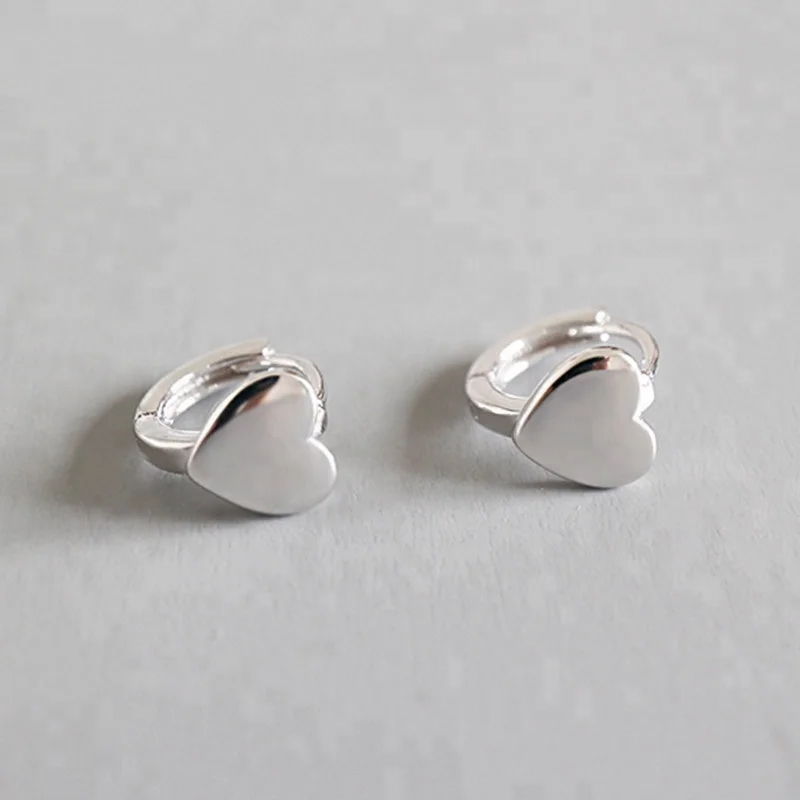 

Lovely Cute Mini Heart Shape 925 Sterling Silver Earrings for Women Fashion Jewelry Gift