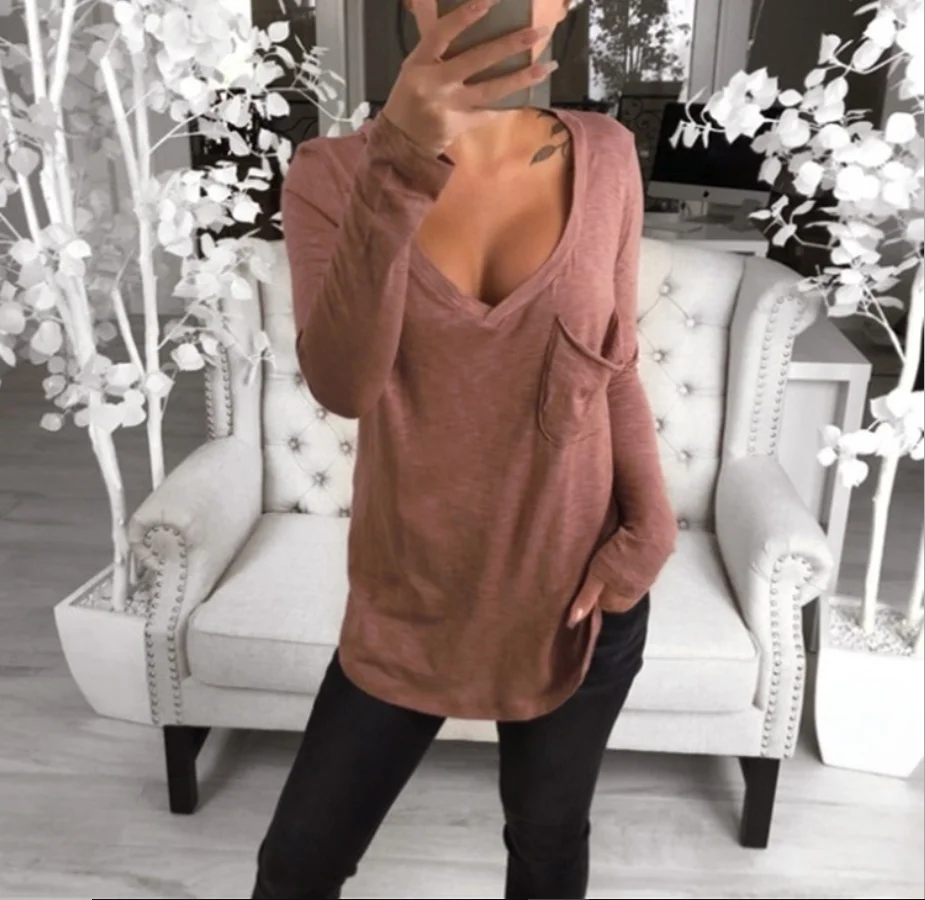 

Wholesale Women's Erotogenic Pocketed V Collar Long Sleeves T-shirt