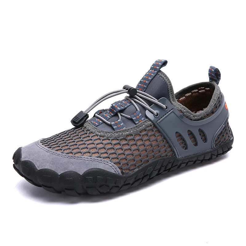 Men's large size outdoor wading shoes fabric is breathable leisure men's shoes sport climbing shoes