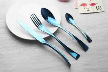 blue cutlery set.jpg