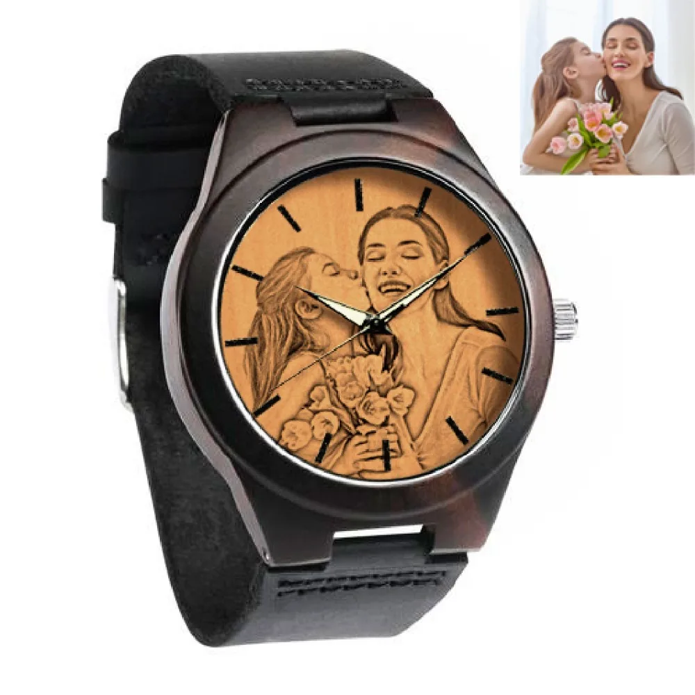 

2020 Innovative Waterproof Personalized Wooden Photo Watch Engraved
