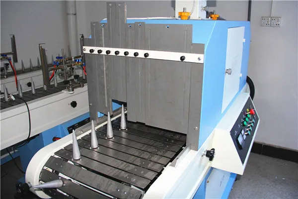  UV Curing Machine for Plastic ans Glass  Bottles with LED UV Curing System 