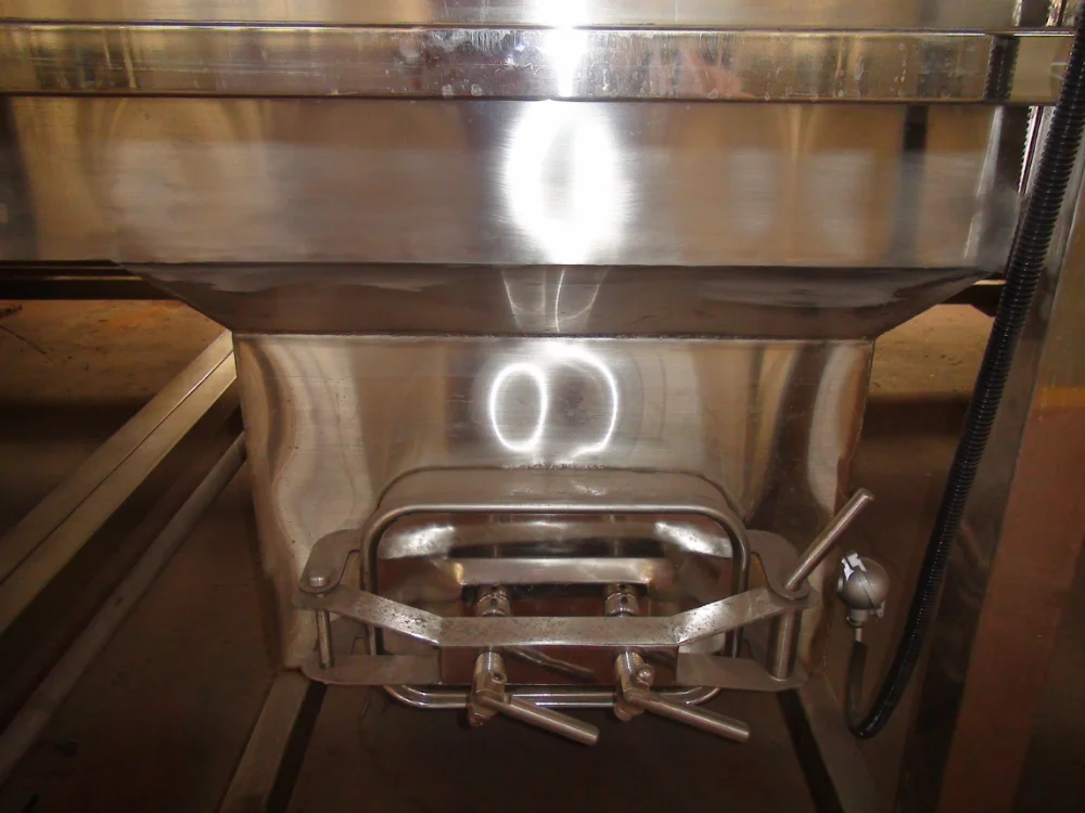 Small Spraying Type Tunnel Pasteurizer For Beer Bottle/can Filling