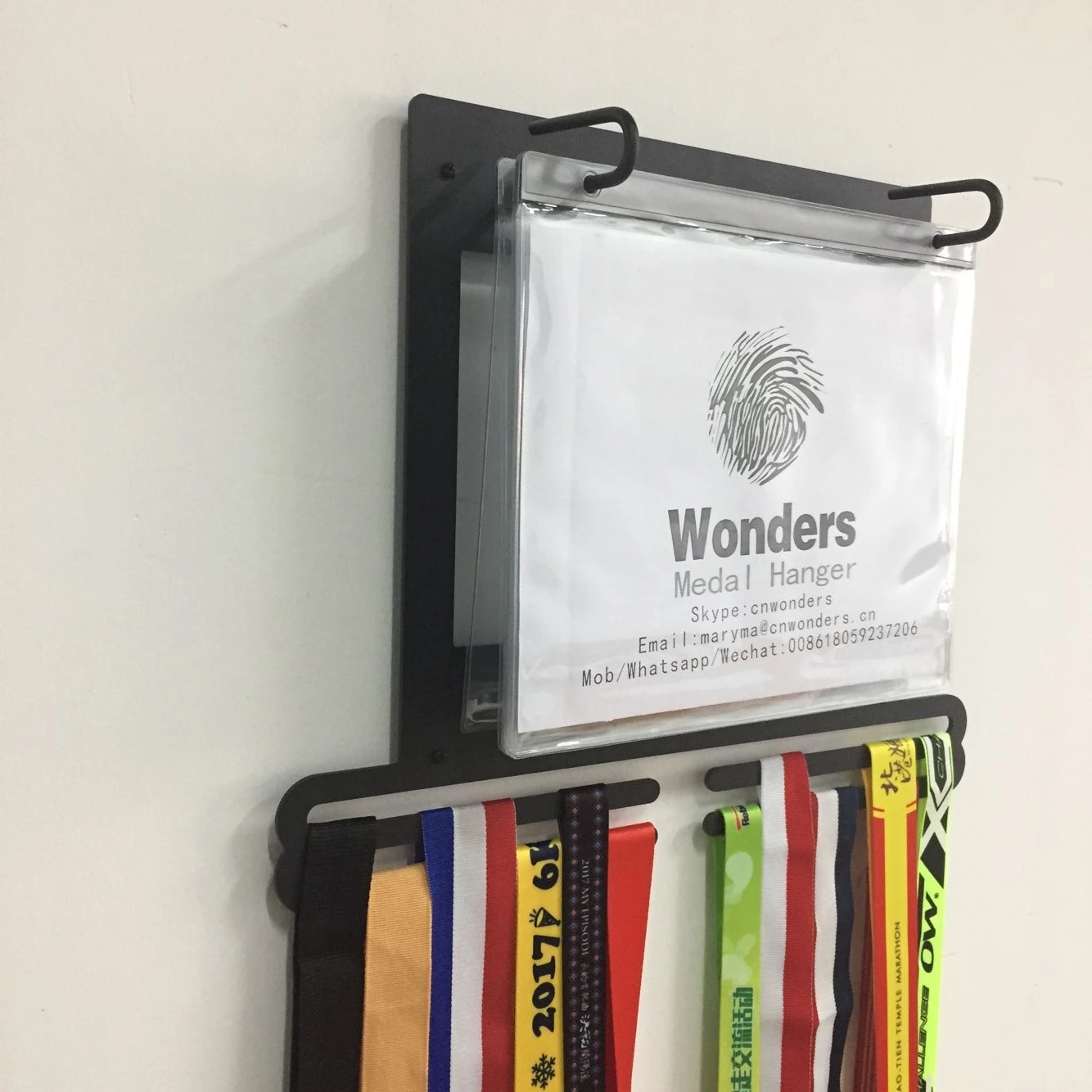 medal hanger display1