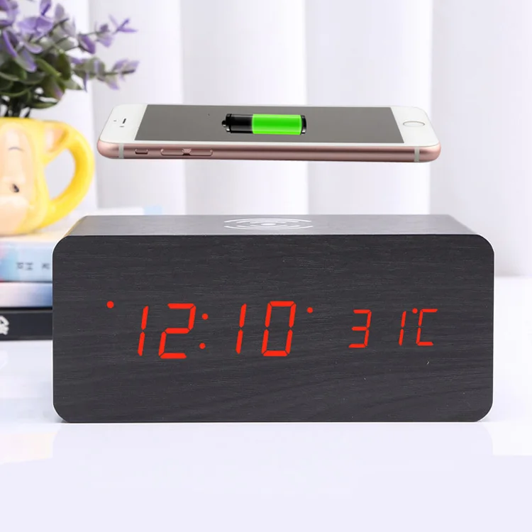 

New Arrival Wireless Phone Charger Classical Modern LED Wooden Clock