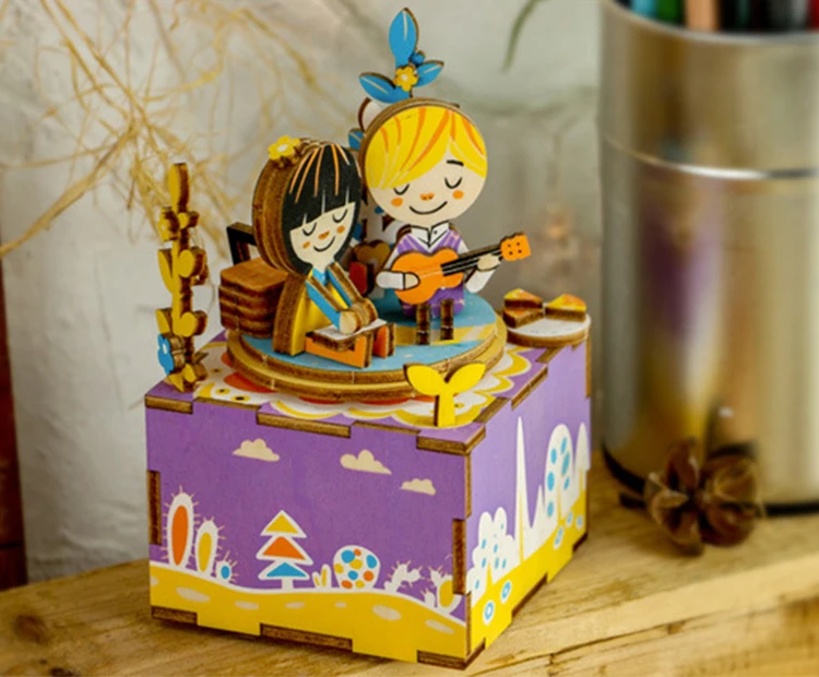 2020 最新设计的手工制作的环保木制纸箱 diy 婴儿音乐盒儿童生日节日