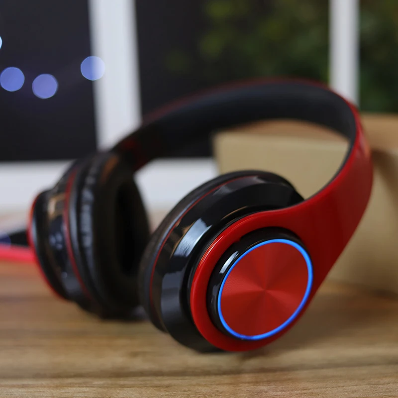 2018 hot wireless headphone with led shine lighting nice bass sound