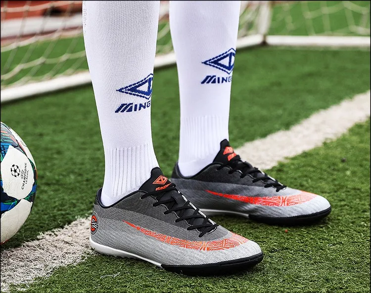 Men Turf Football Boots Hard Wearing Soccer Shoes Nonslip Men Turf Football Boots Hard Wearing Soccer Shoes Nonslip