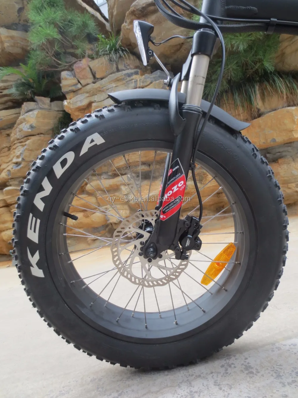 20x4 bike wheel