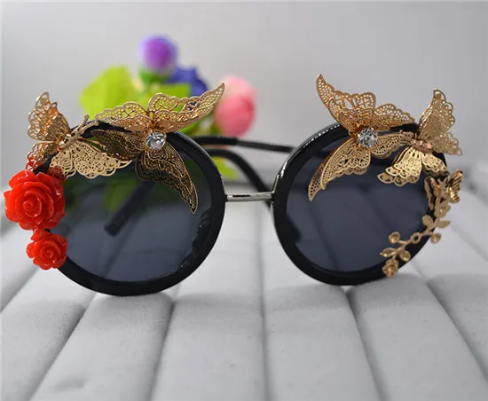 

Retro Decor Butterfly Flowers Rhinestone Women's Glasses Tourism Driving Anti-UV Sunglasses