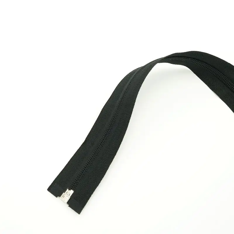 
Promotional Long Chain Separating Clothes Nylon Teeth Zip 