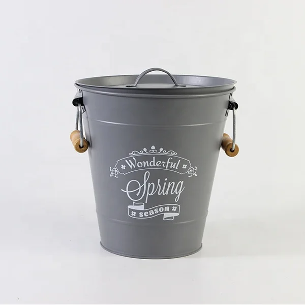 metal bucket with lid