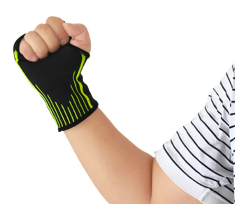 Comfortable Protective Elastic Badminton Knitting Wrist Support For