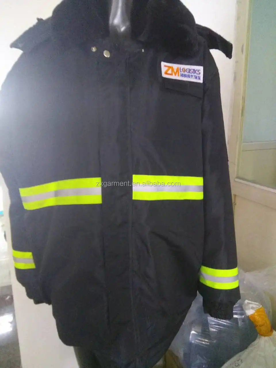 insulated clothing cold weather