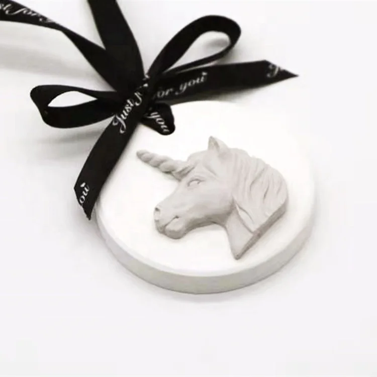 

Round Unicorn Hanging Scented Ceramic Aromatherapy Diffuser Disc Essential Oil Fragrance Air Freshener, White