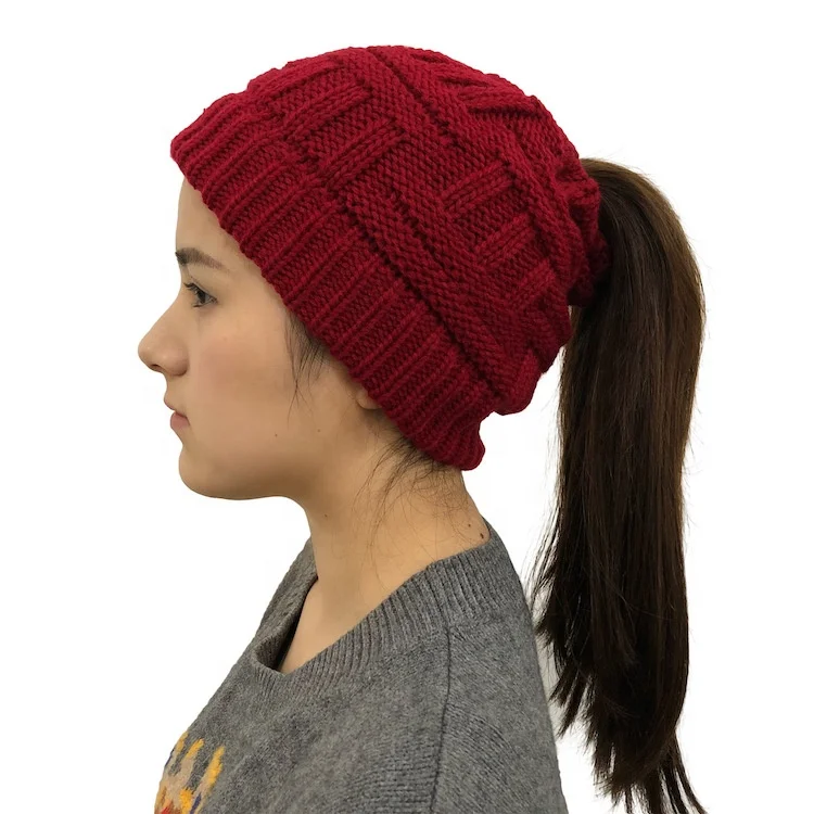 
High Quality Customizable Bamboo-weaving Art Women Ponytail Beanie Warm Winter Striped Knitted Hat 
