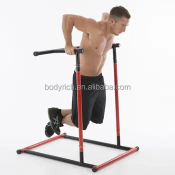 Attrezzature da palestra pesi costruire parallele tuffi allenamento ... Costruire palestra in casa