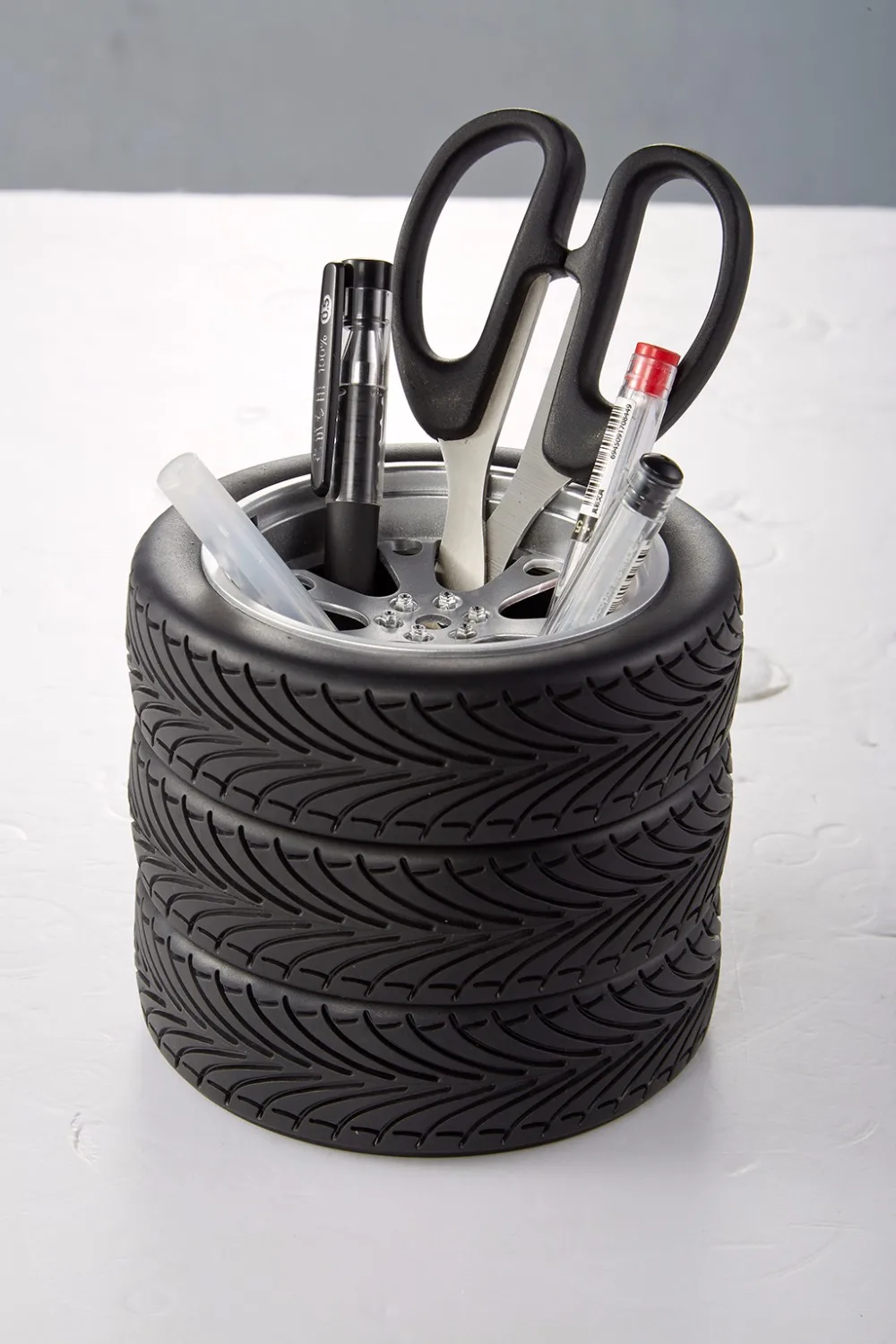 2018 hot gift item pen holder