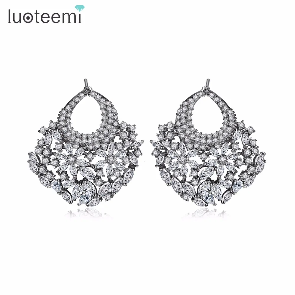 

LUOTEEMI New Style Fashion Multi-Flowers Shape Stud Earring Mounting AAA Crystal Cubic Zircon For Women Engagement Gift Party, N/a