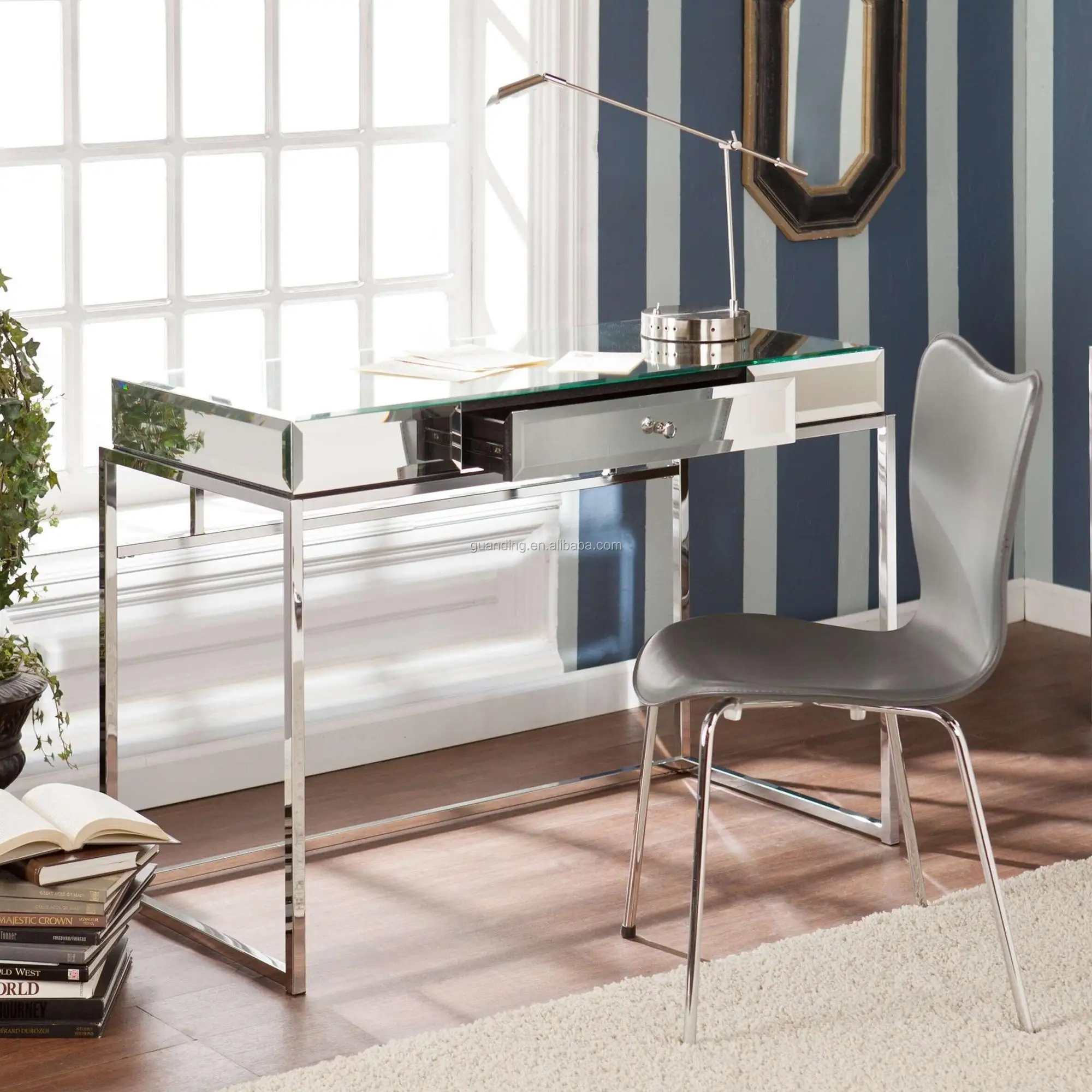 Featured image of post Mirrored Corner Console Table - A diy mirrored console table to rival any high end furniture.