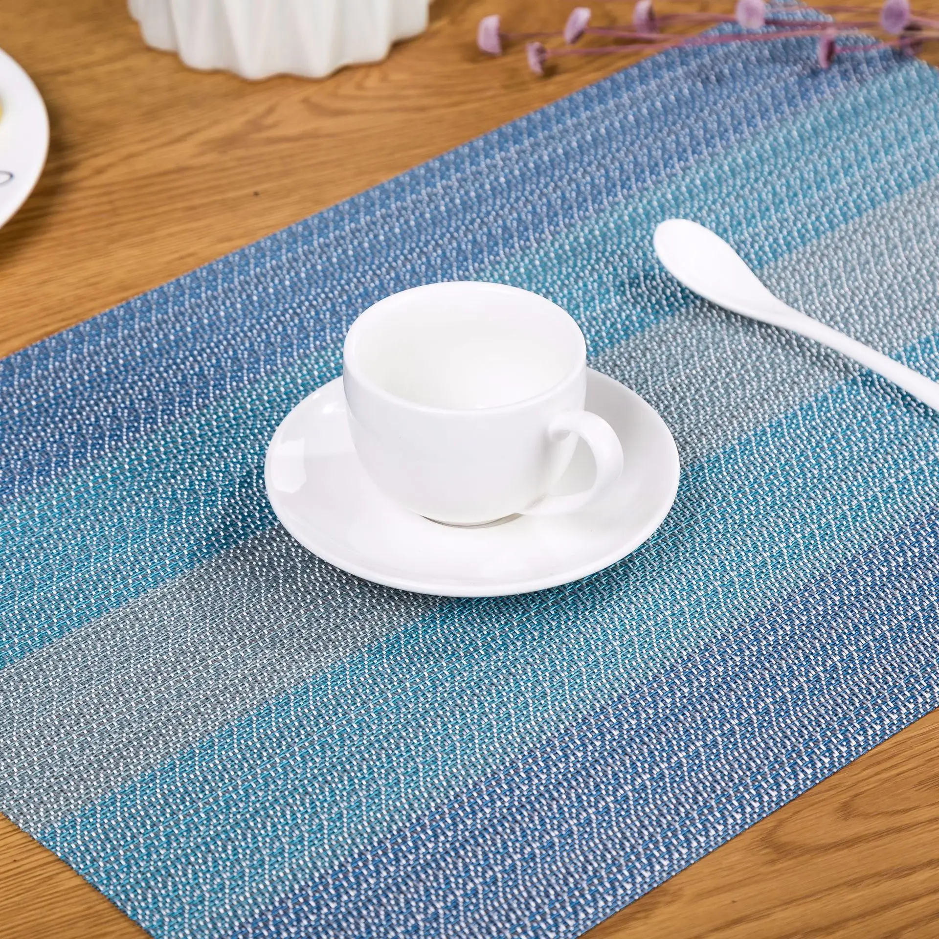

Heat-resistant Placemats Stain Resistant Washable PVC Table Mats Black 2019, Black, red, green, beige, dark gold
