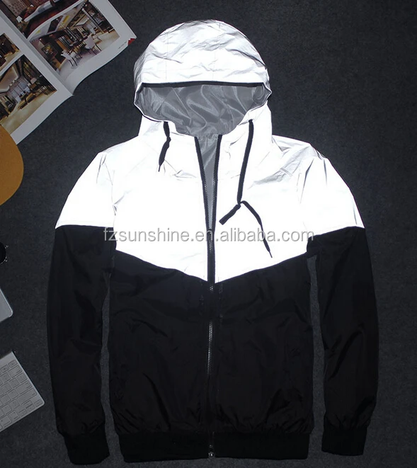 2022 Reflective Lightweight Wholesale Hooded Windbreaker Reflective