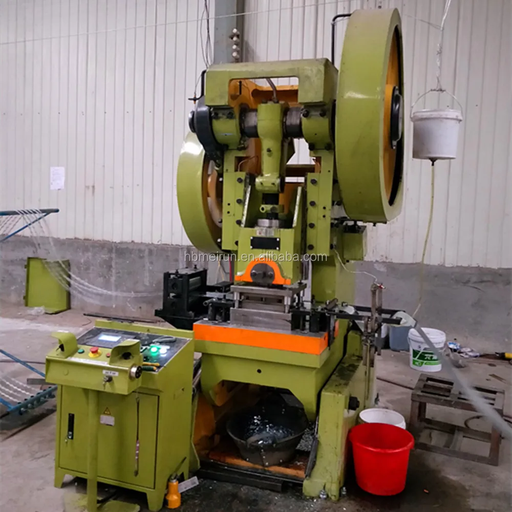 BTO,CBT Blade Type Automatic razor barbed wire making machine/razor blade making Concertina razor security wire machine