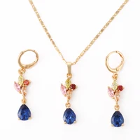 

Hengdian 2018 Trending Products Ladies 18K Gold Plated CZ Zircon Gold Necklace Jewelry Set