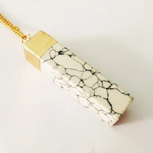 

Fashion Woman Gold Plated Chain Geometric Square Bar Faux Stone Marble Stone Pendant Necklace, Picture
