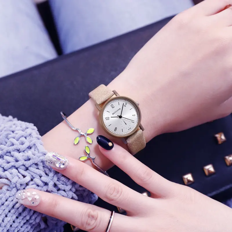 

Delicate Small Women Quartz Casual Watches Simple Chic Ladies Vintage Dress Wristwatches (SK061), As picture