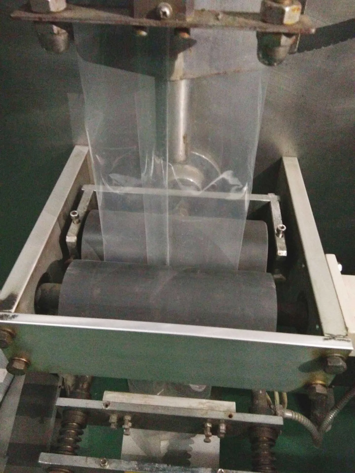 Automatic small bag Liquid Packing Machine for juice bag, water pouch packaging machine